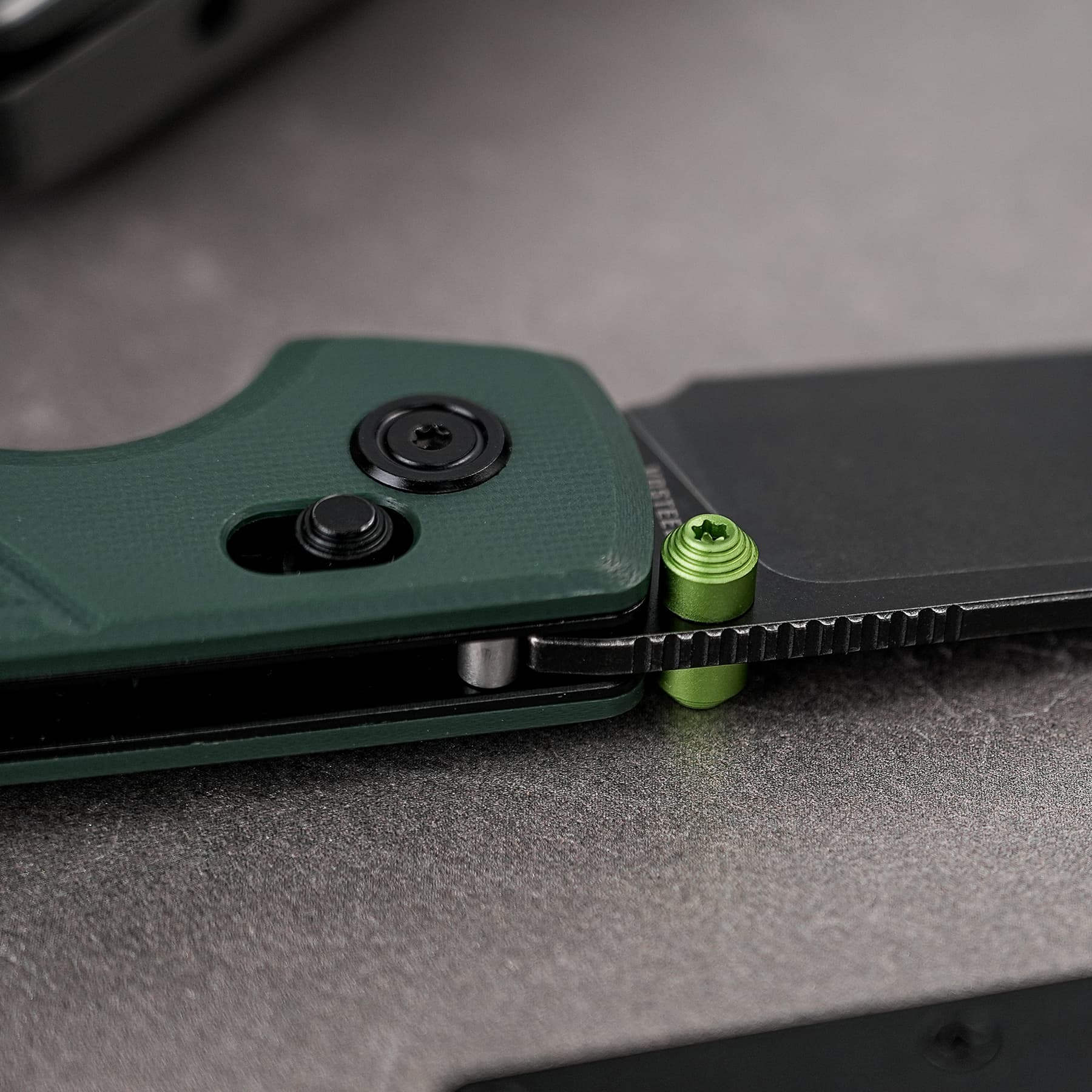 Coming Soon - Raccoon 2.0 - Crossbar Lock (3.17" Nitro-V Blade & G10 Handle) - A4902