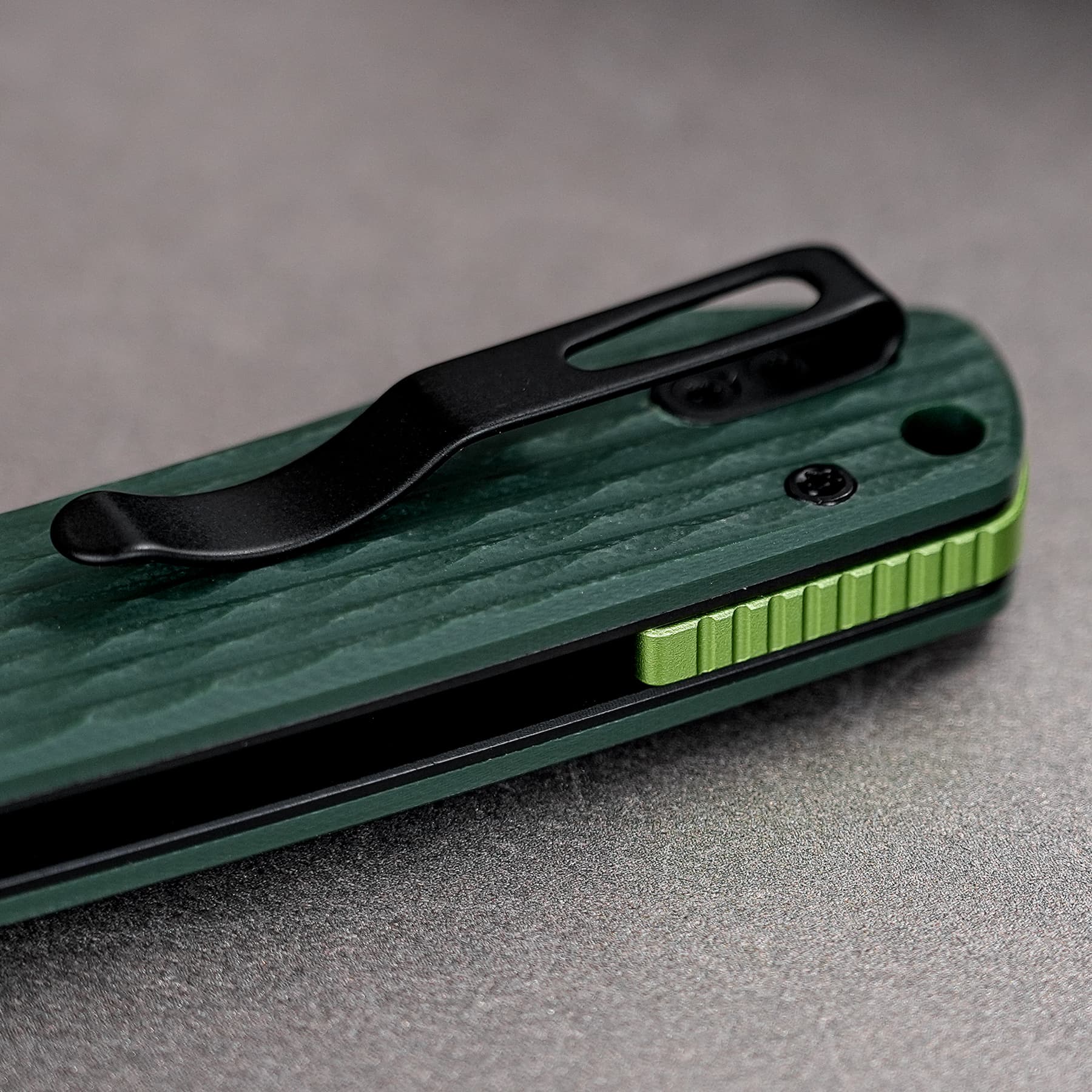 Coming Soon - Raccoon 2.0 - Crossbar Lock (3.17" Nitro-V Blade & G10 Handle) - A4902