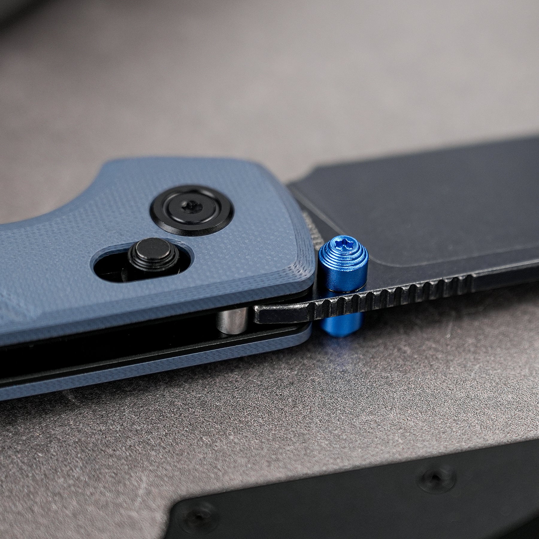 Coming Soon - Raccoon 2.0 - Crossbar Lock (3.17" Nitro-V Blade & G10 Handle) - A4903