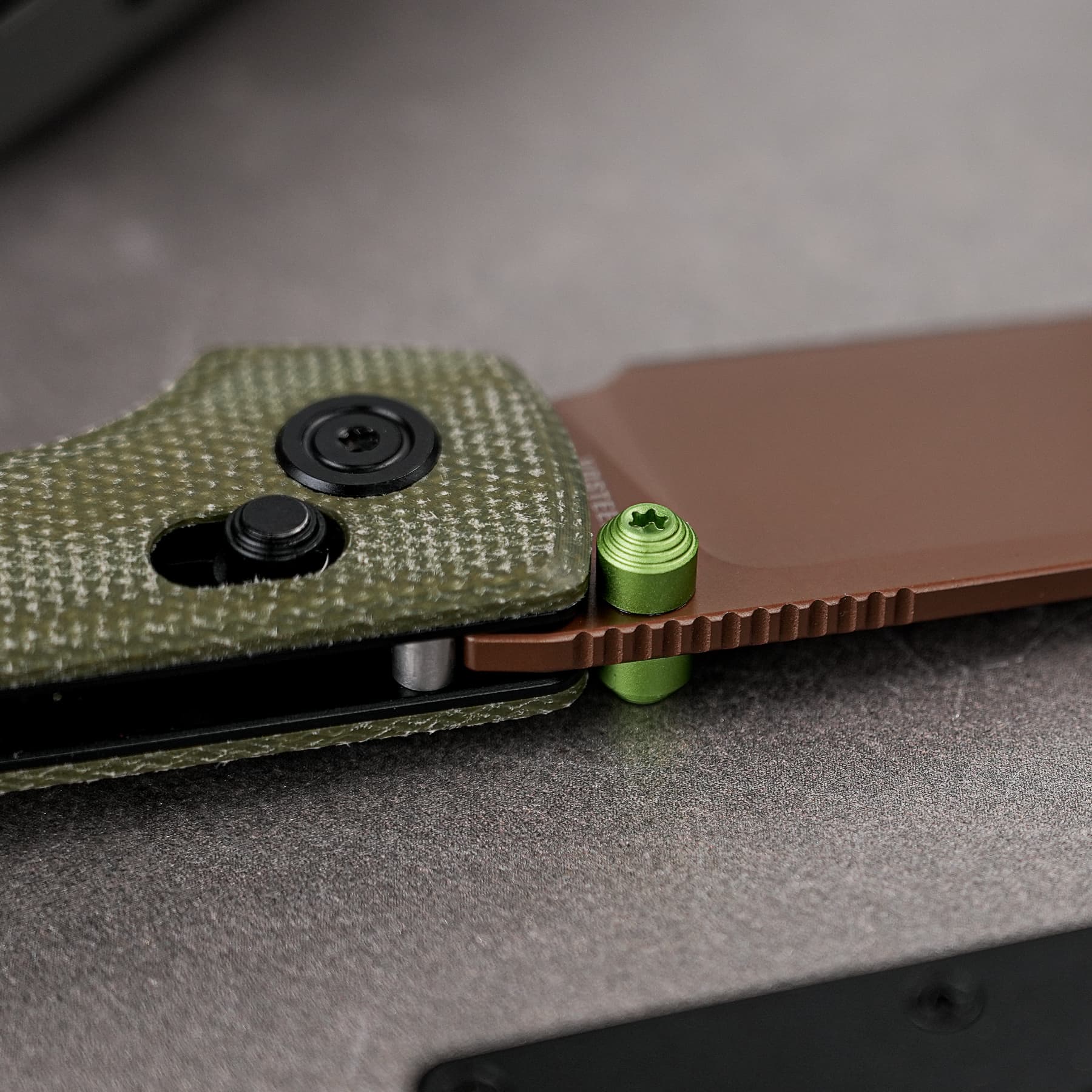 Coming Soon - Raccoon 2.0 - Crossbar Lock (3.17" Nitro-V Blade & Micarta Handle) - A4905
