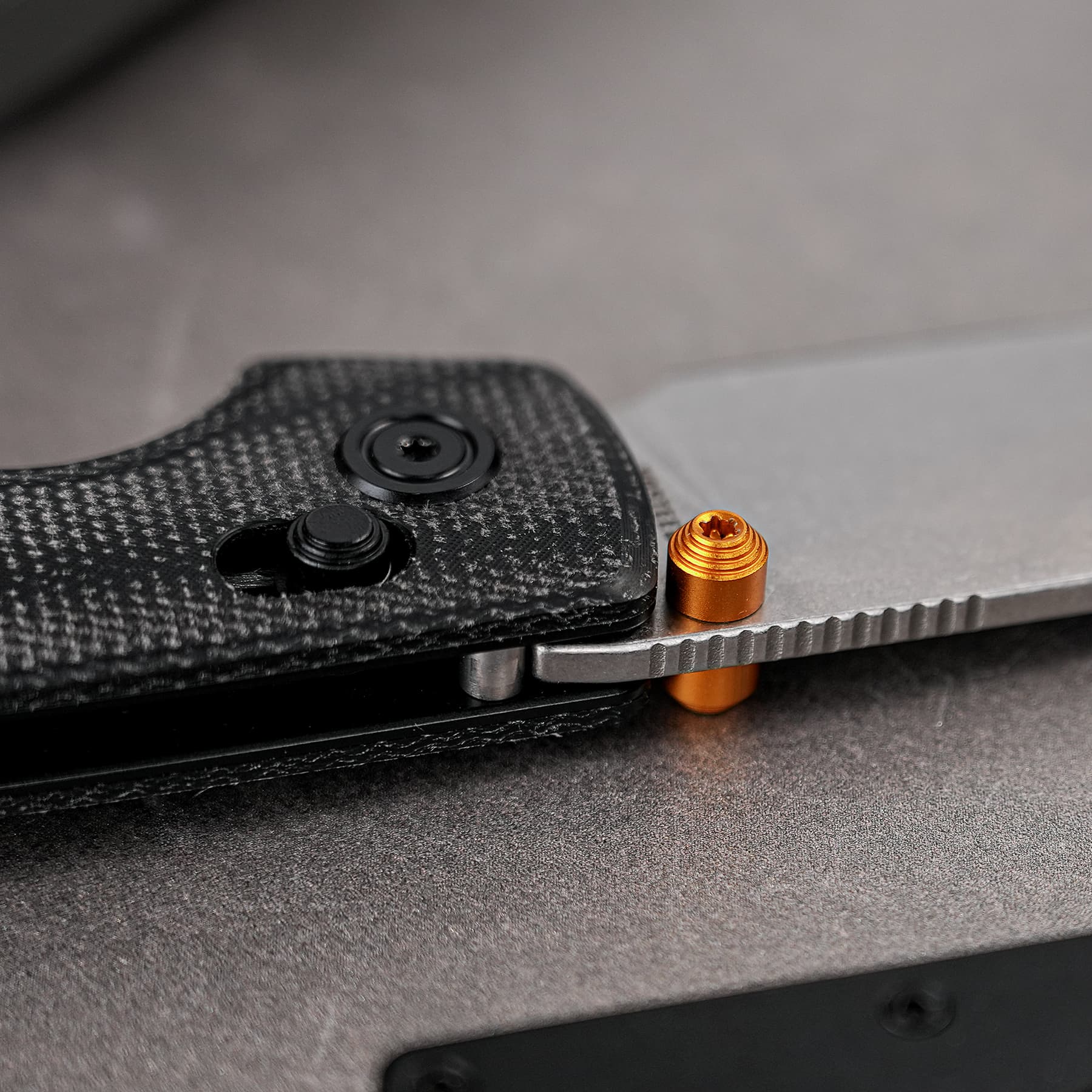Coming Soon - Raccoon 2.0 - Crossbar Lock (3.17" Nitro-V Blade & Micarta Handle) - A4906