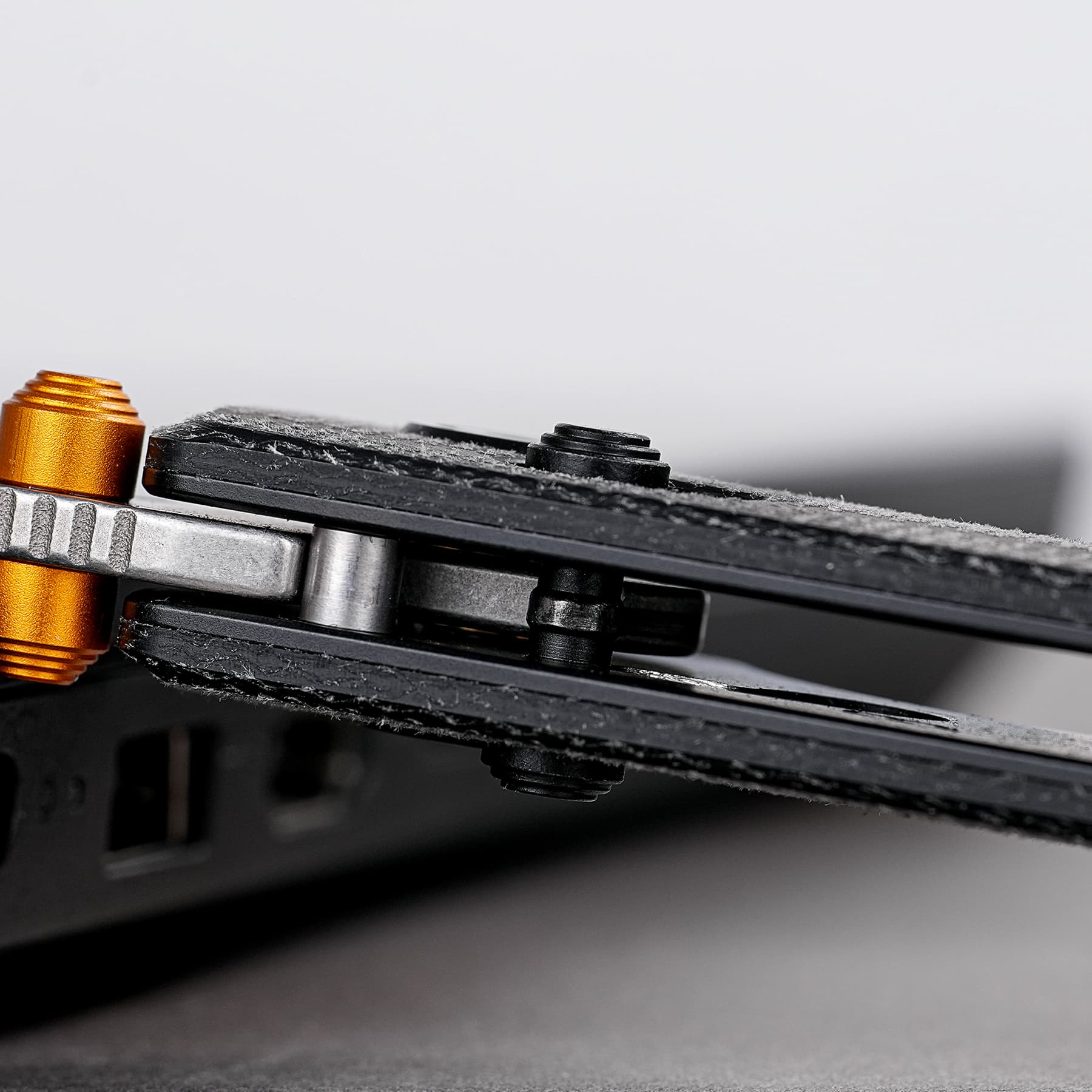 Coming Soon - Raccoon 2.0 - Crossbar Lock (3.17" Nitro-V Blade & Micarta Handle) - A4906
