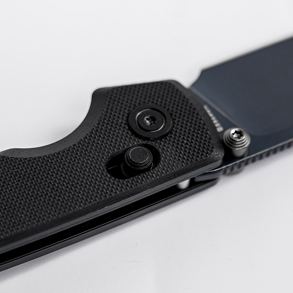 Raccoon® 2.0 - Crossbar Lock (3.17" Nitro-V Blade & G10 Handle) - A4910 - Dealer Exclusive