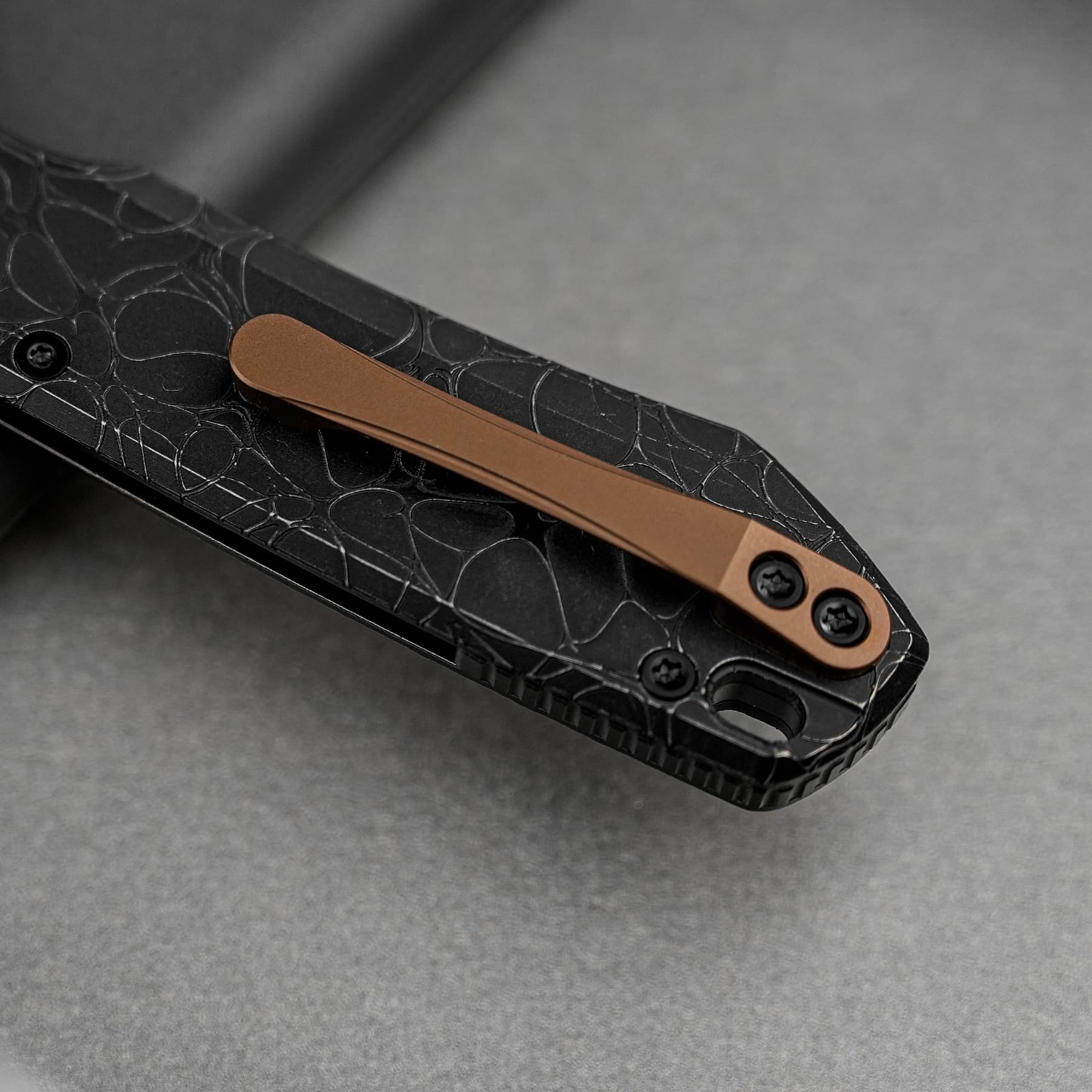 Coming Soon - Raccoon® TiSlim™ - Crossbar Lock (3.18" S35VN Blade & Titanium Handle) - A4509