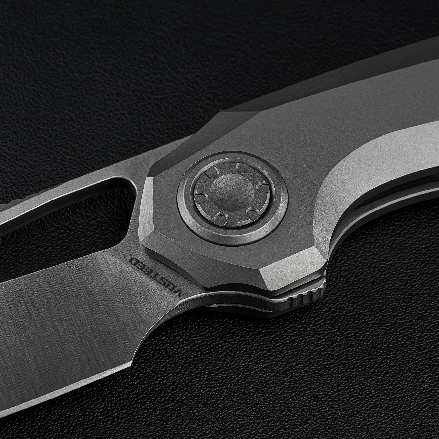Thunderbeast -Vanchor Lock®  (3.49" M390 Blade & Titanium Handle) - A4301