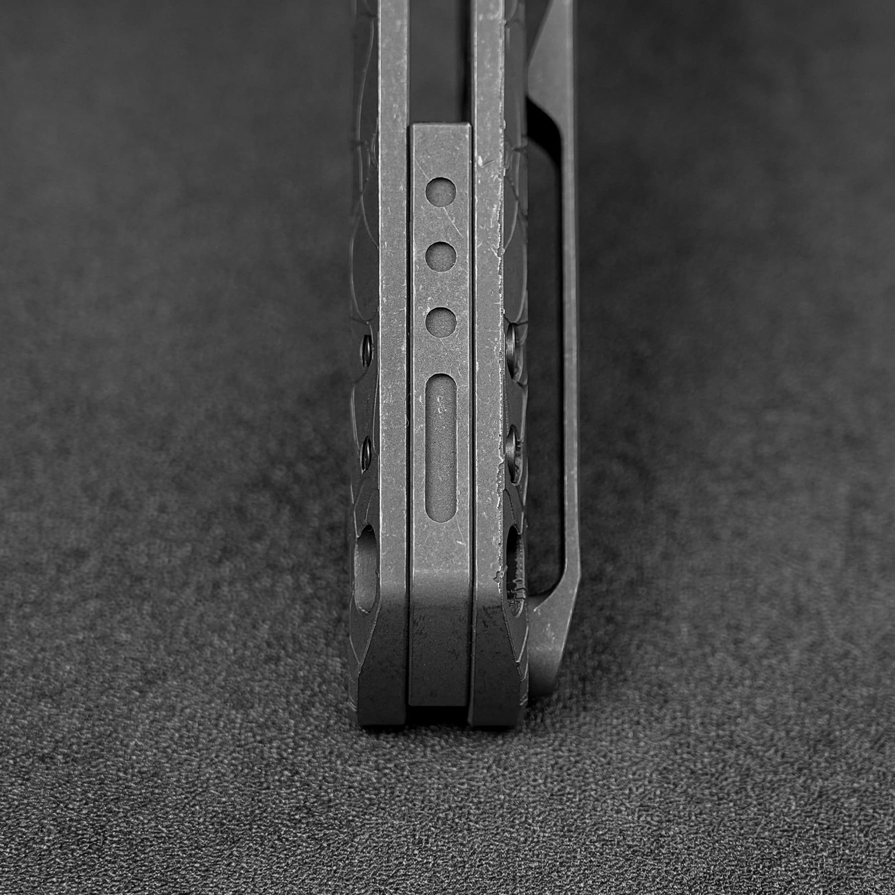 Coming Soon - Thunderbeast - Vanchor Lock® (3.49" M390 Blade & Titanium Handle) - A4305