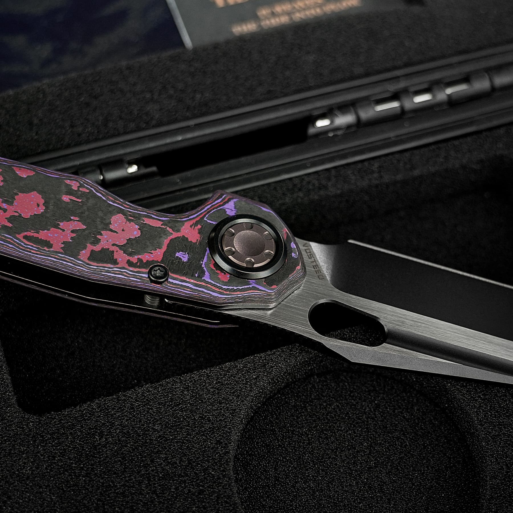 Coming Soon - Thunderbird V- Vanchor Lock® (3.46" M390 Blade & FatCarbon Handle) - A0319