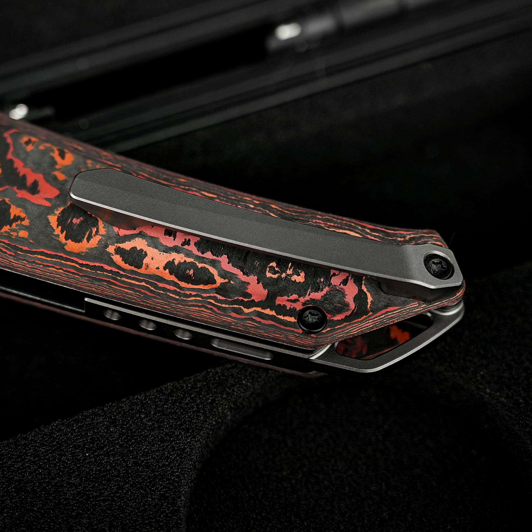 Coming Soon - Thunderbird V- Vanchor Lock® (3.46" M390 Blade & FatCarbon Handle) - A0320