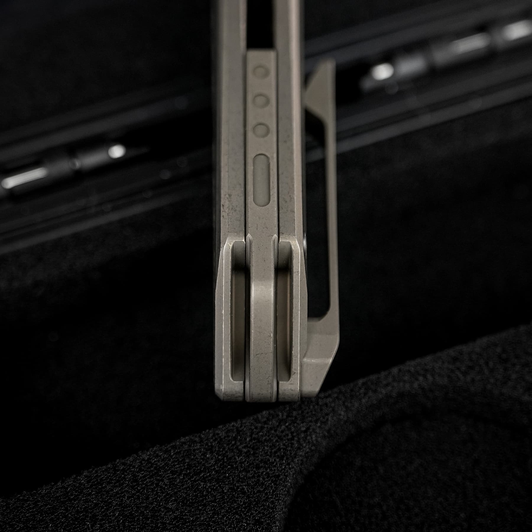 Coming Soon - Thunderbird V- Vanchor Lock® (3.46" M390 Blade & Titanium Handle) - A0325