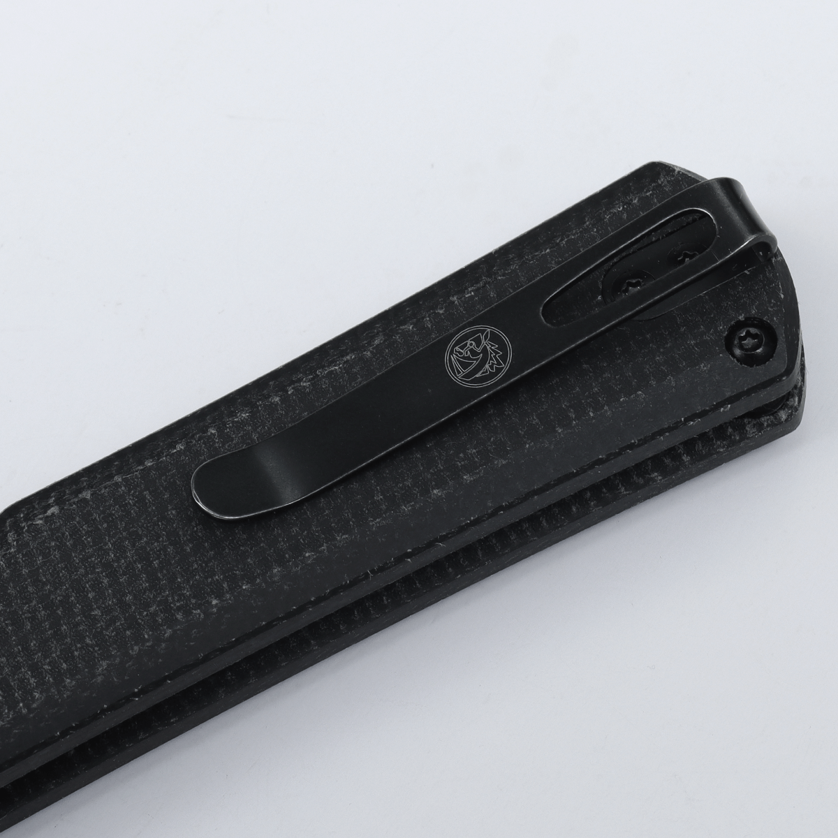 Valkyrie knife black pocket clip detail