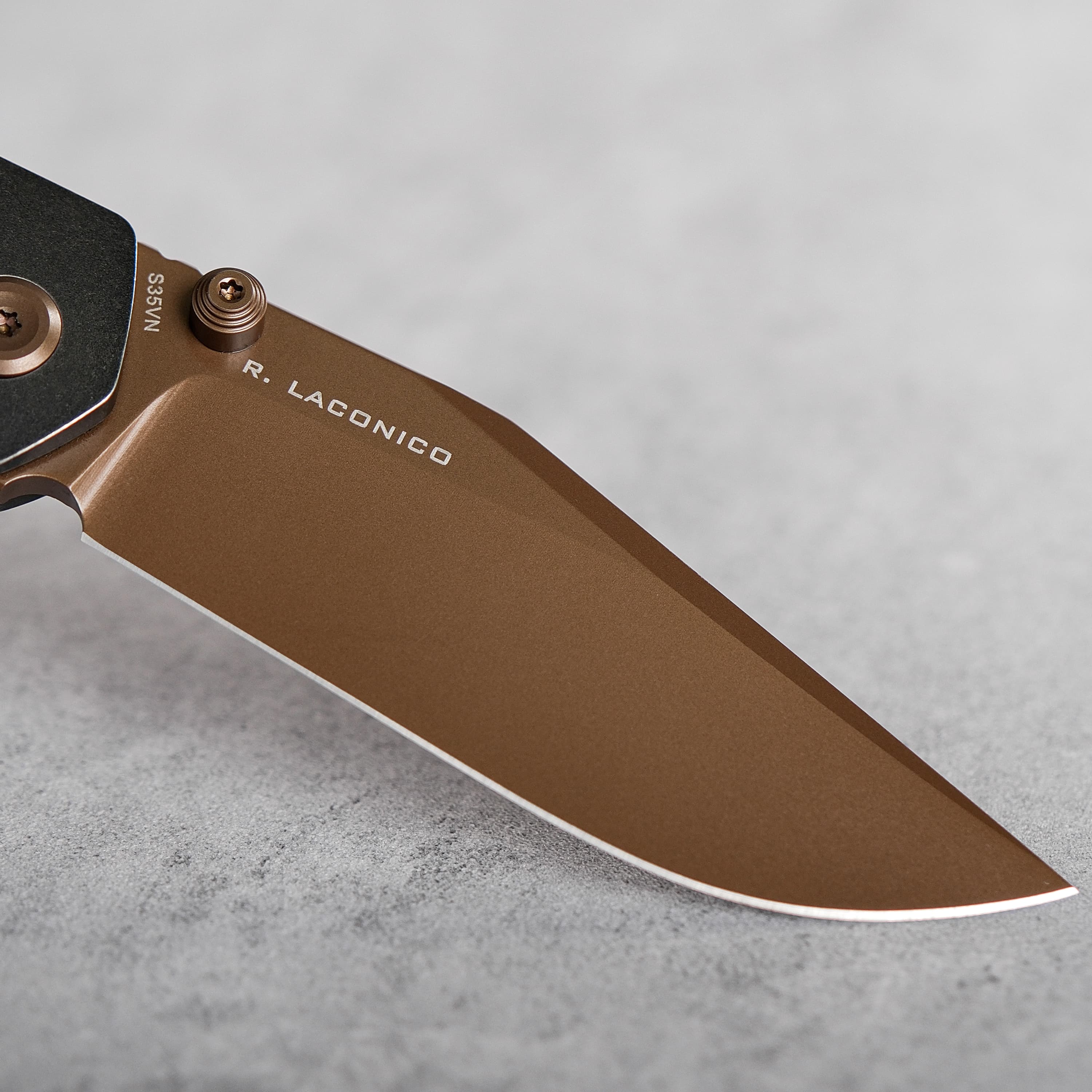 Vallhund- Frame Lock Knife (3.02" S35VN Blade & Titanium Handle) - A2103