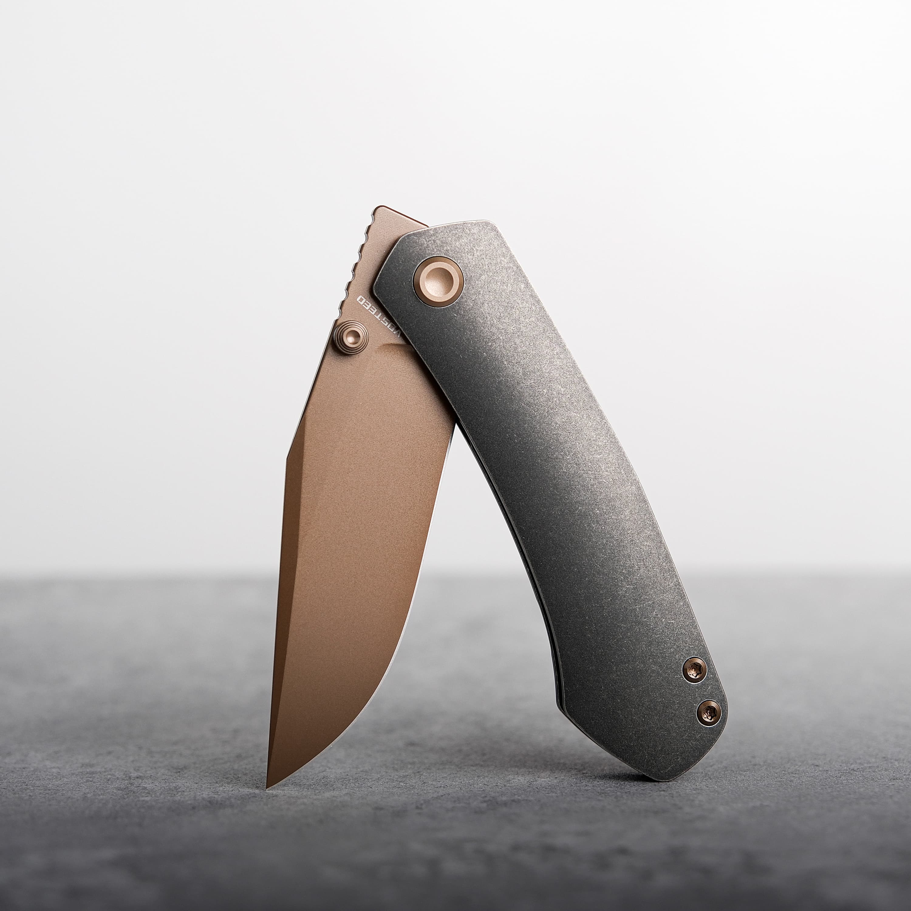 Vallhund- Frame Lock Knife (3.02" S35VN Blade & Titanium Handle) - A2103