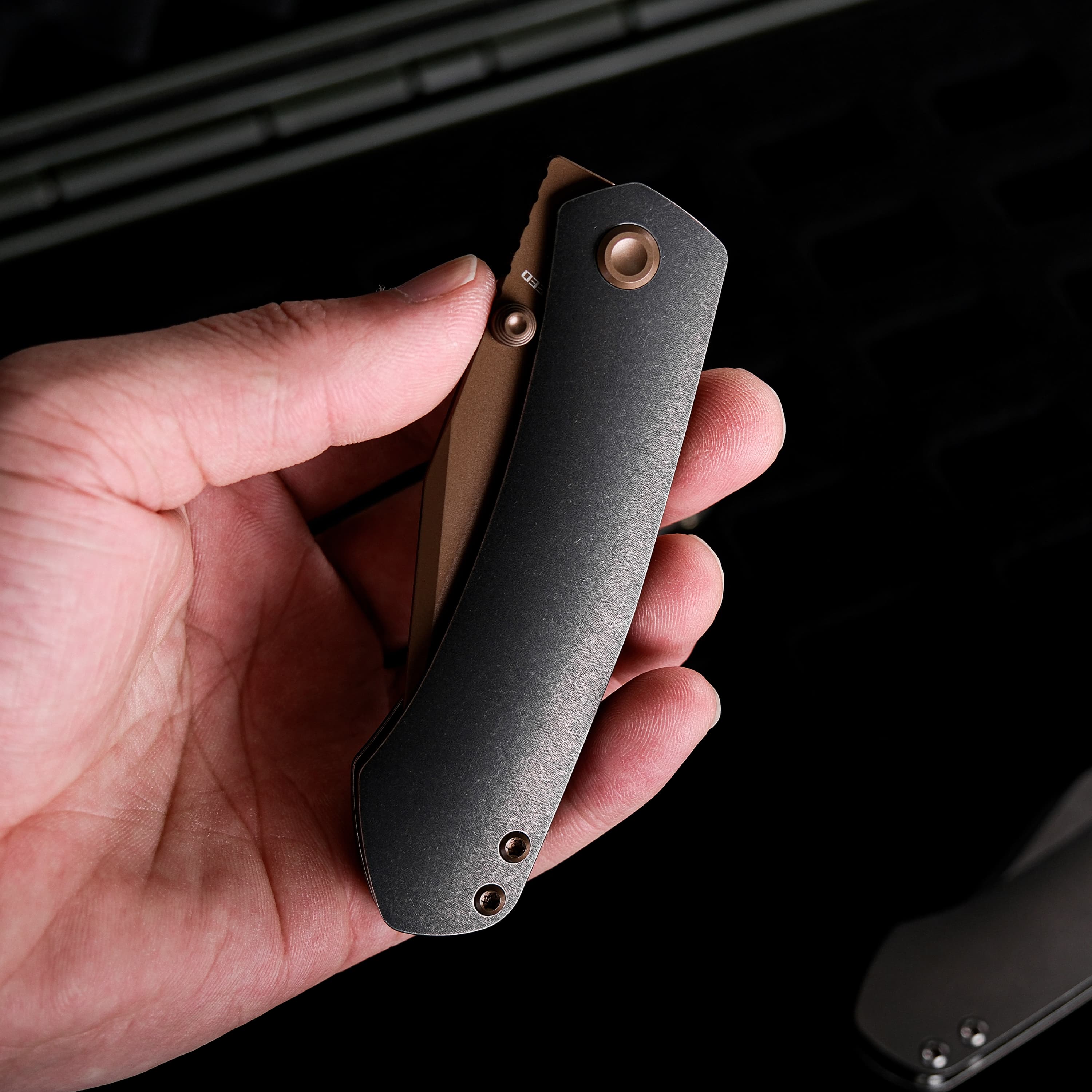Vallhund- Frame Lock Knife (3.02" S35VN Blade & Titanium Handle) - A2103