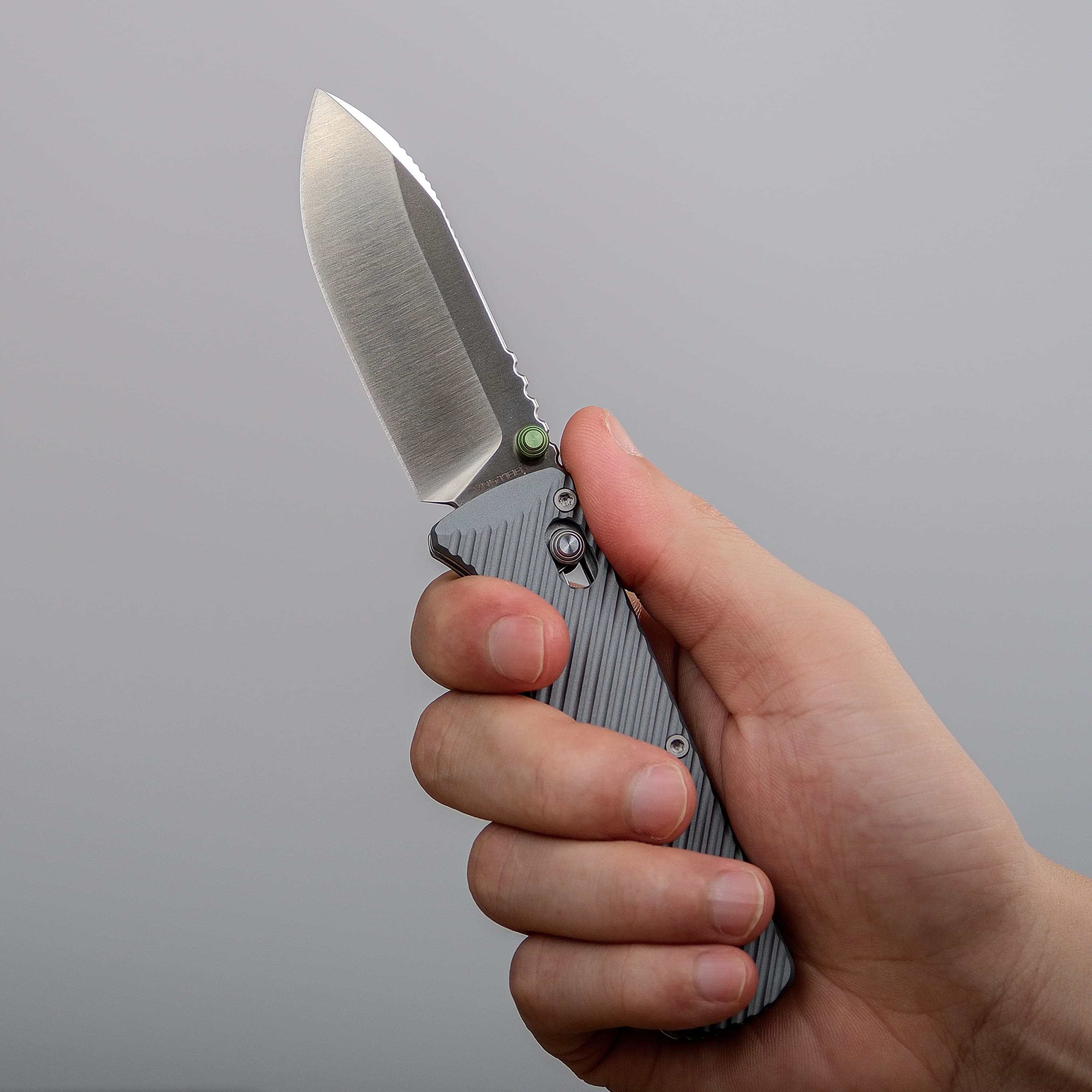 Vombat - Crossbar Lock (2.92" M390 Blade & Aluminum Handle) - A4104