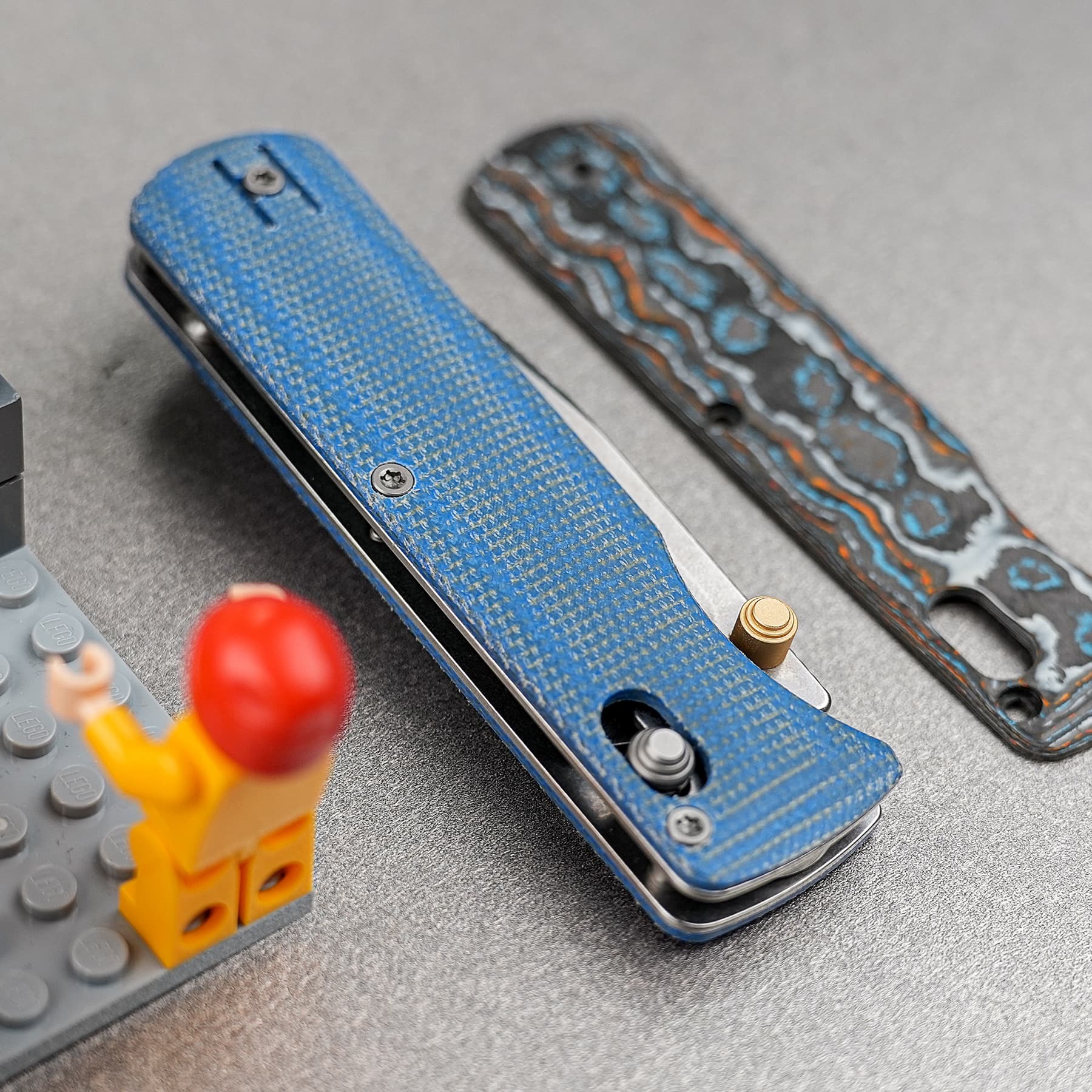 Coming Soon - Vombat - Crossbar Lock (2.92" 14C28N Blade & Micarta Handle) - A4109