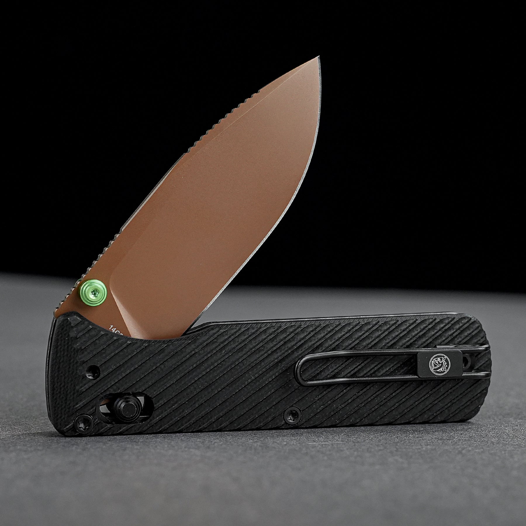 Coming Soon - Vombat - Crossbar Lock (2.92" 14C28N Blade & G10 Handle) - A4110