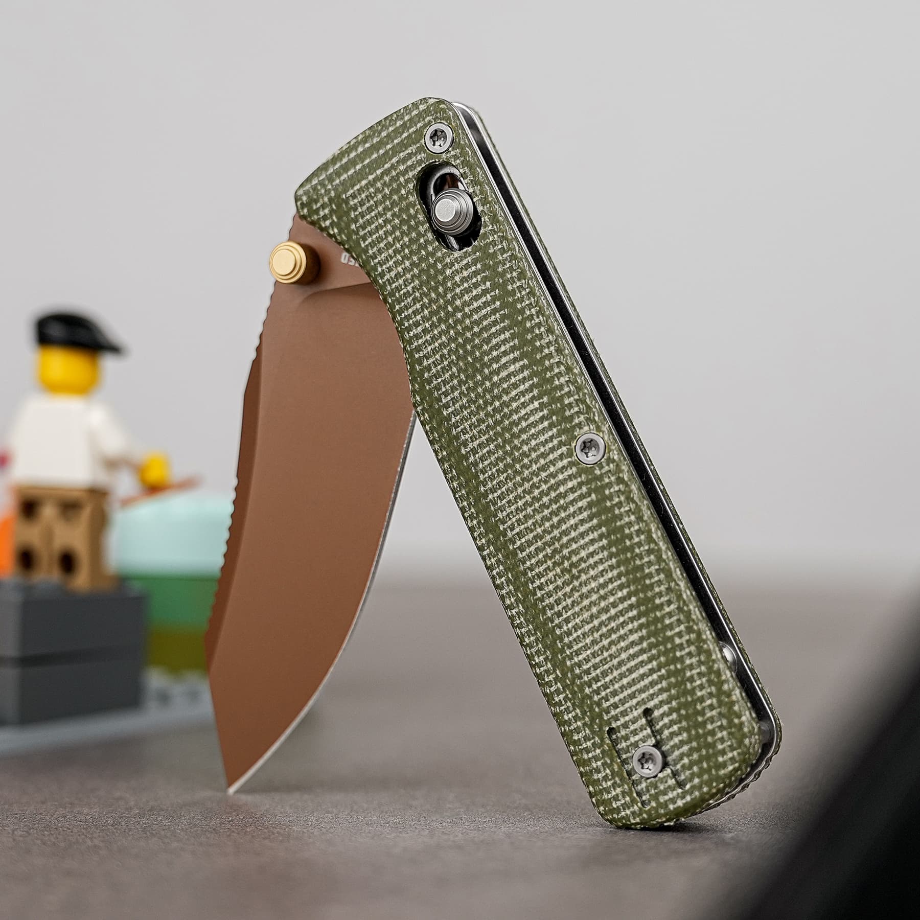 Coming Soon - Vombat - Crossbar Lock (2.92" 14C28N Blade & Micarta Handle) - A4111