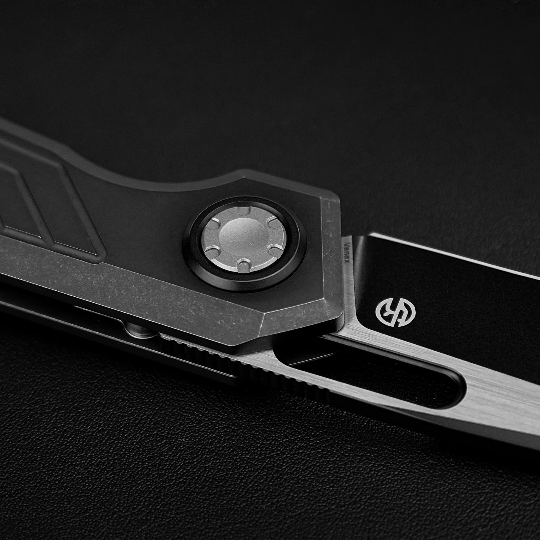 Xeno -Vanchor Lock®  (3.23" Vanax Blade & Titanium Handle) - A3803