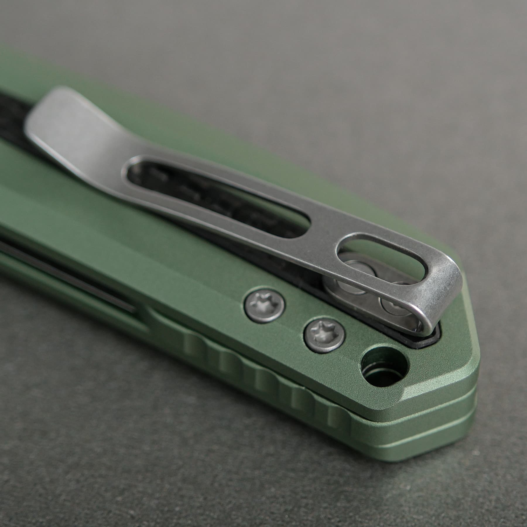 Kroc -Top Liner Lock (2.99" S35VN Blade & Aluminum & Carbon Fiber Handle) - A1803