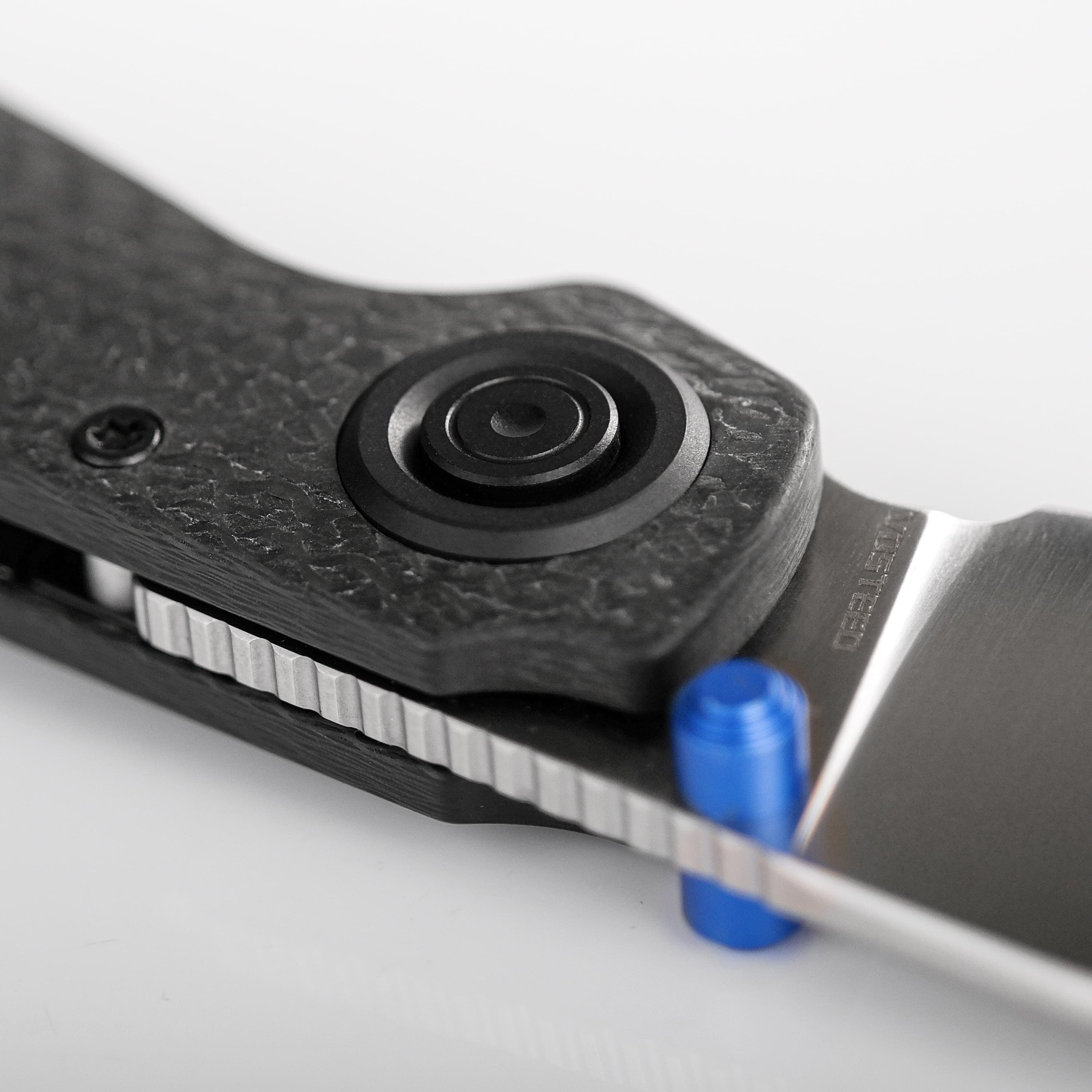Shilin Cutter® - Vanchor Lock® (2.90" Elmax Blade & Carbon Fiber Handle) - A2810