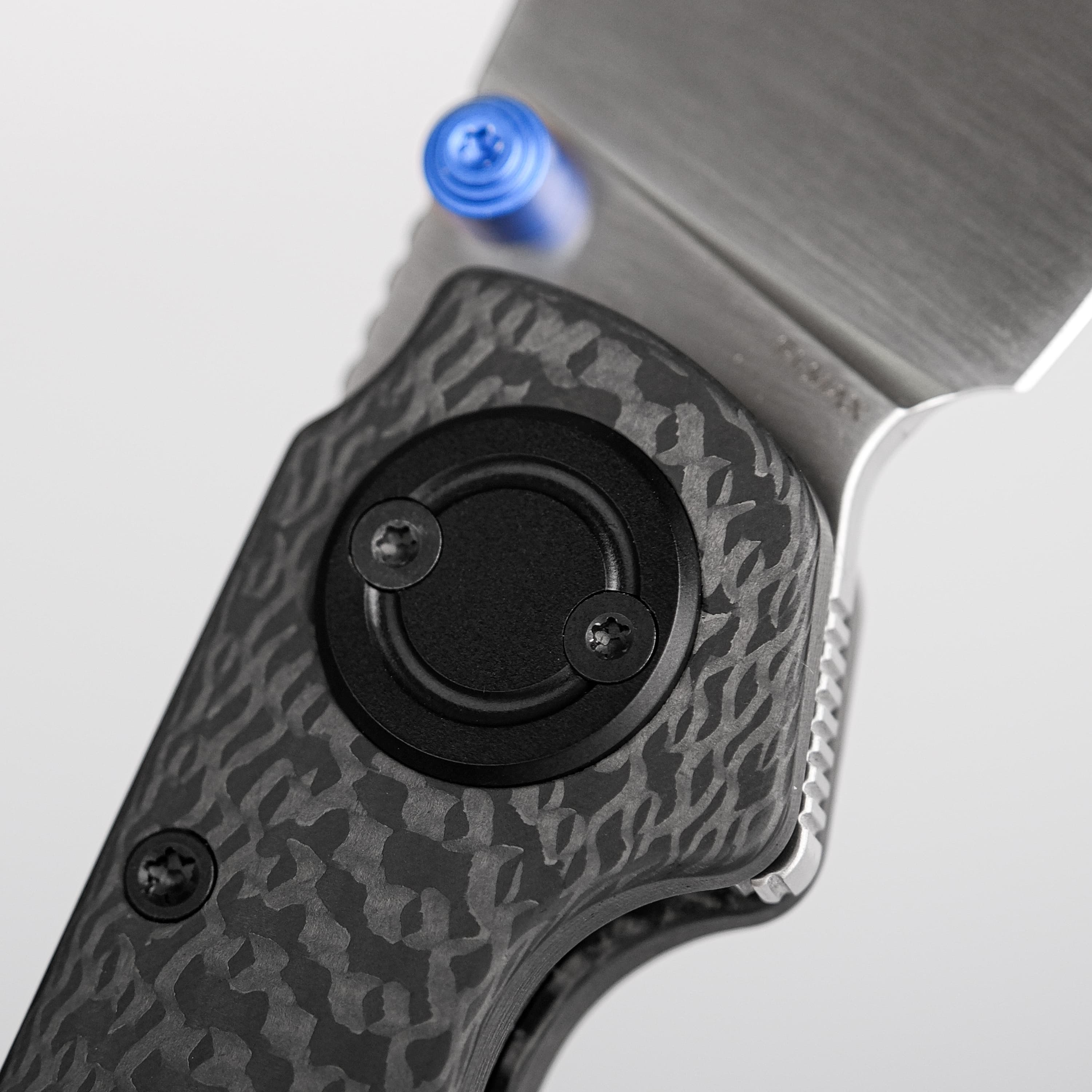 Shilin Cutter® - Vanchor Lock® (2.90" Elmax Blade & Carbon Fiber Handle) - A2810