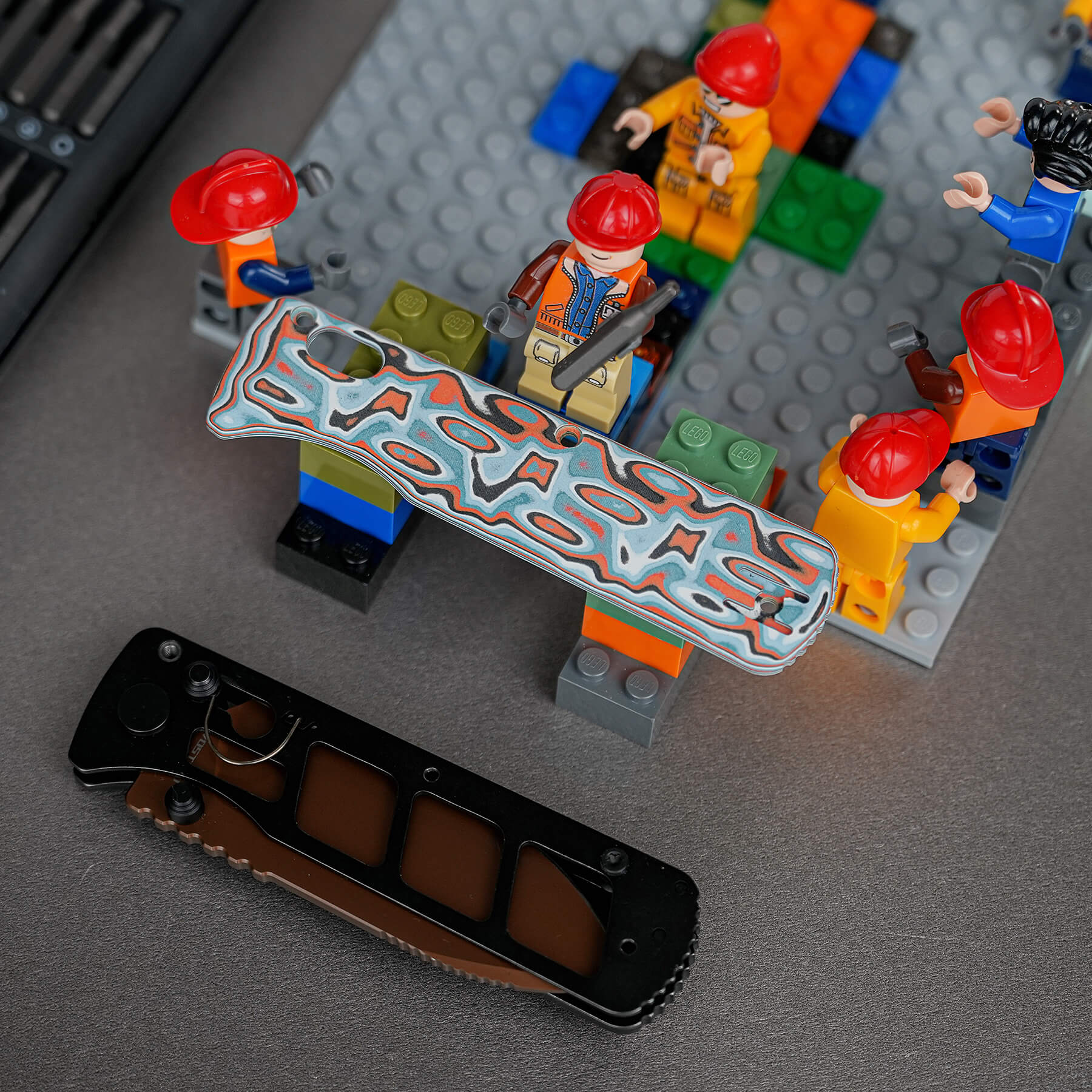 Vombat Handle Scales Kits- W0109