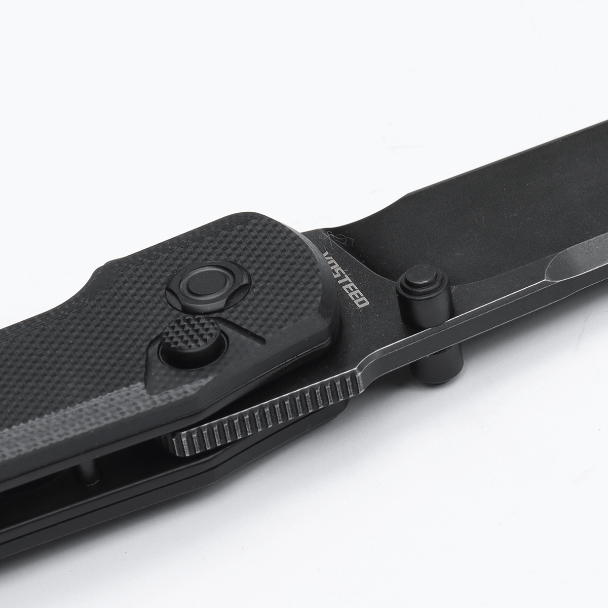Vosteed Valkyrie knife detail, Trek Lock mechanism